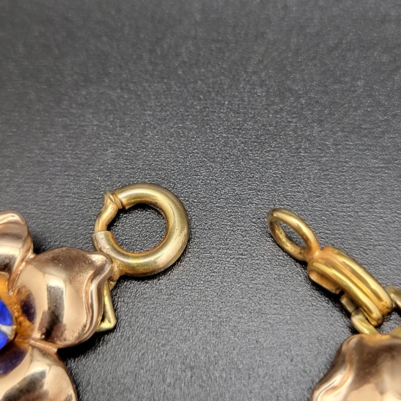 Mid Century Vintage Floral Gold Filled Bracelet with Blue Vibrant Rhinestones 7" - Picture 7 of 16